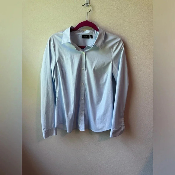 Women’s APT 9 button-down dress shirt - blue and white, size 10 - Picture 1 of 6
